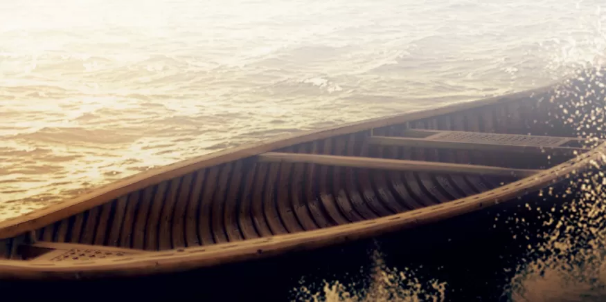 Canoa en agua