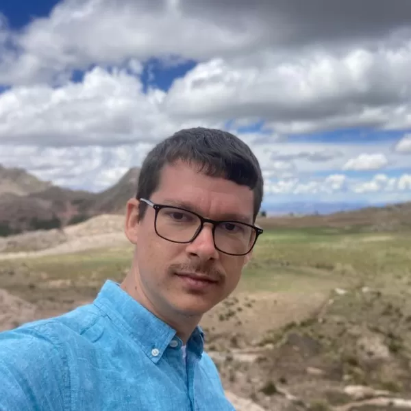 Profile picture for user Caleb Yoder
